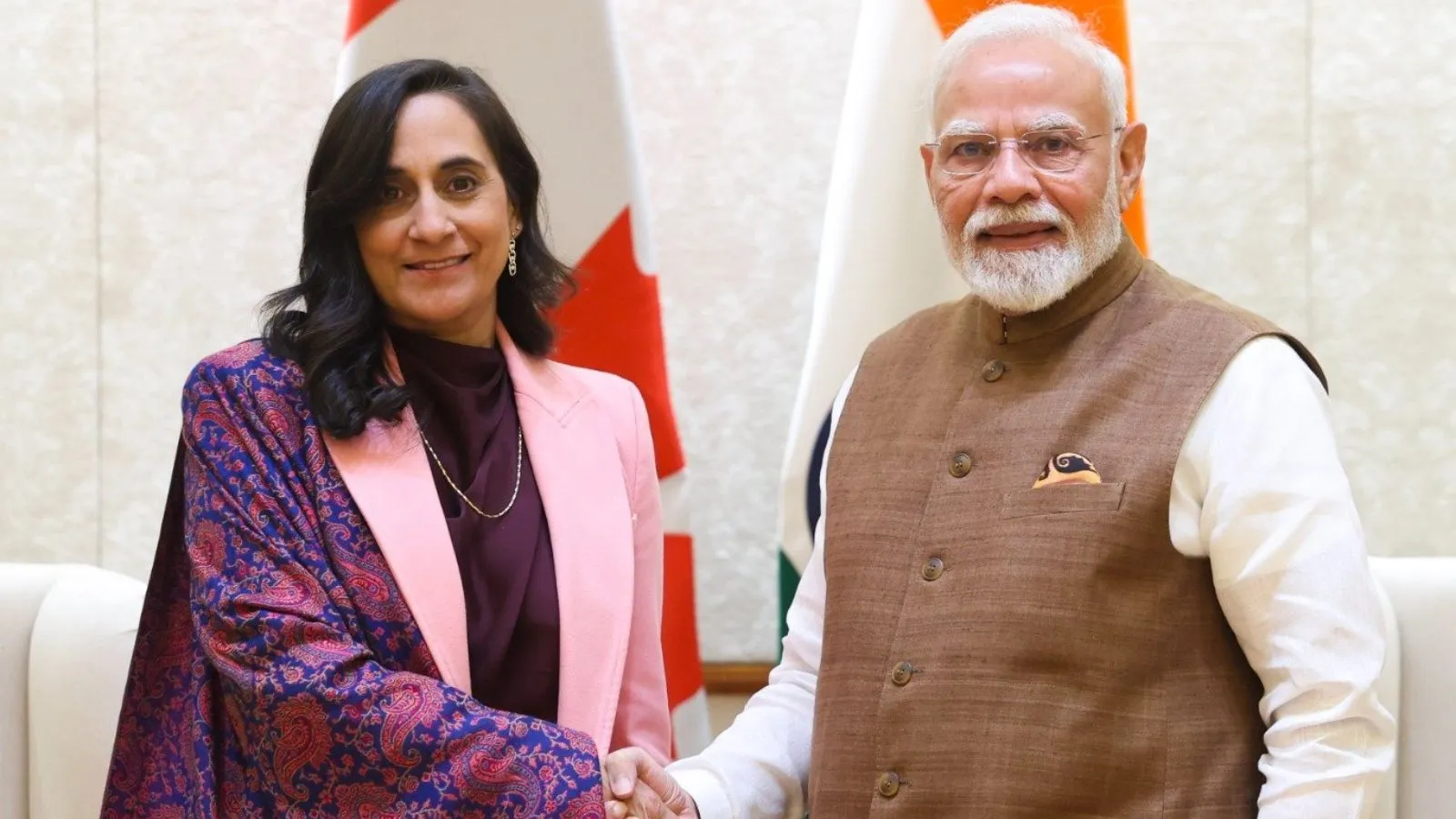भारत-कनाडा CEPA डील क्या है? 70 अरब डॉलर के कारोबार का लक्ष्य, एयरोस्पेस से लेकर लिथियम तक क्या बदलेगा? भारत-कनाडा CEPA डील क्या है? 70 अरब डॉलर के कारोबार का लक्ष्य, एयरोस्पेस से लेकर लिथियम तक क्या बदलेगा?