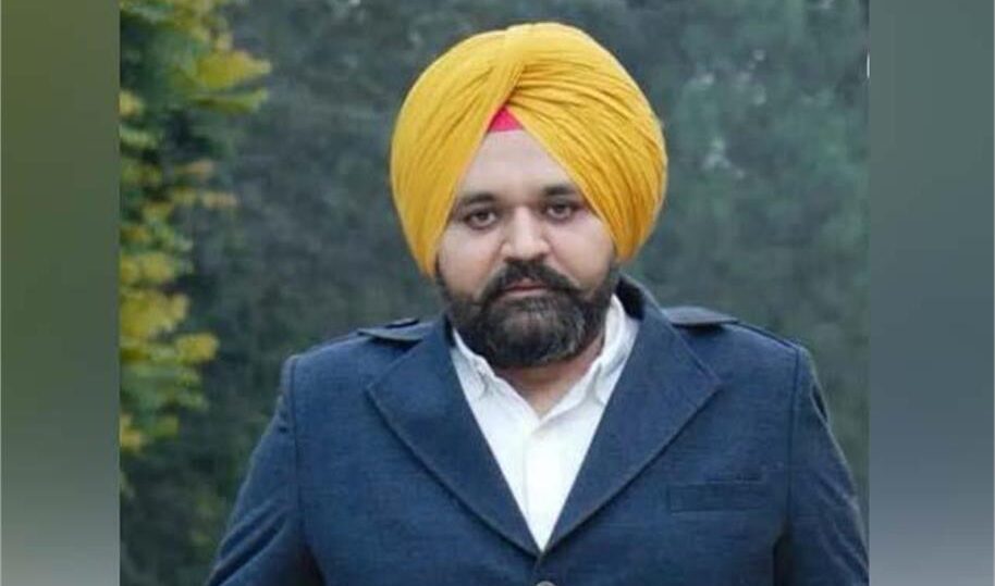 सीबीआई की बड़ी कार्रवाई से पंजाब में हड़कंप, सीएम के ओएसडी समेत छह के खिलाफ एफआईआर