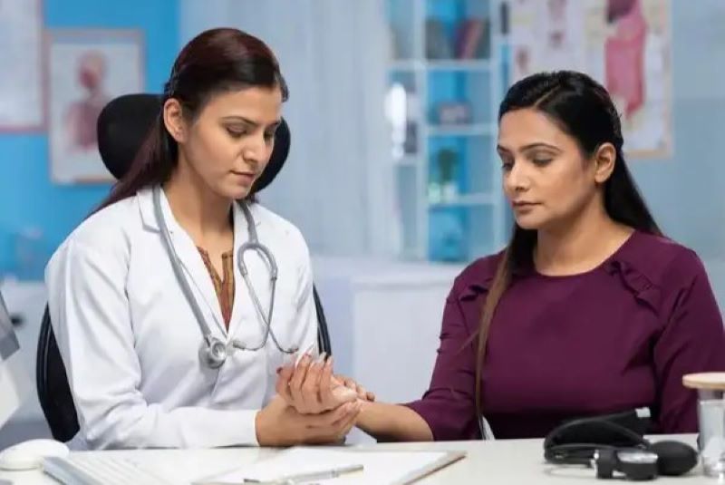 गर्भावस्था की ये परेशानियां भविष्य की बीमारी का देती हैं संकेत, प्रेग्नेंसी में हाई BP और शुगर वाली महिलाओं को रहना होगा सतर्क