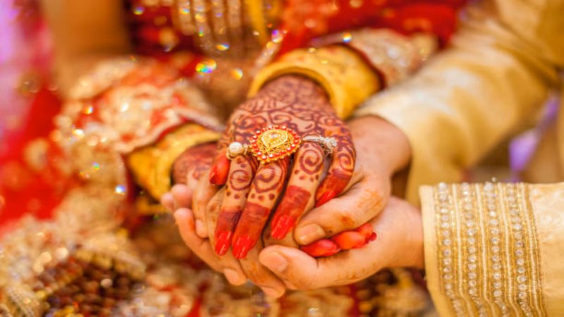 अक्टूबर में त्योहारों की धूम, फिर भी शादी के लिए क्यों नहीं मिल रहा मुहूर्त? जानिए पूरा कारण